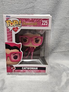 Funko DC Comics Bombshells Catwoman Vinyl Figure - Bright Pink